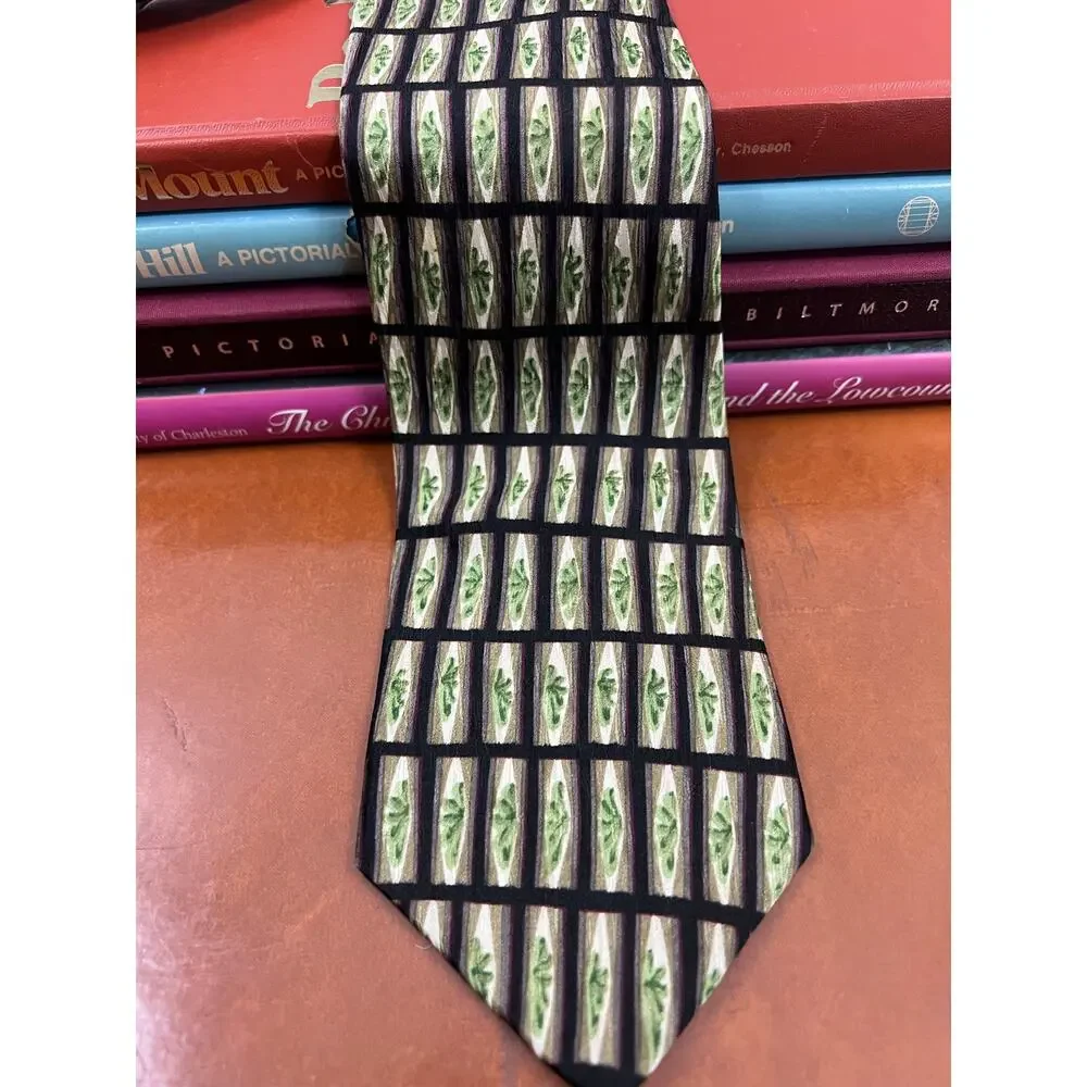 Vintage  Cocktail‎ Collection Wine under the Microscope Neck Tie